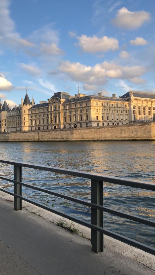 Au Coeur Des Arts Et Metiers Hotel Parijs